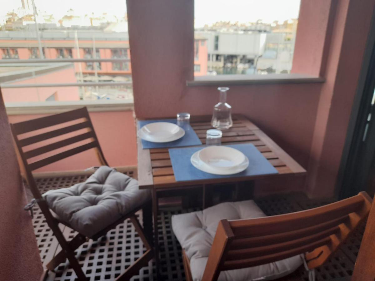 Ferienwohnung Bilocale Vista Mare Con Terrazzo-Porto Antico- Parcheggio Scontato Genua Exterior foto