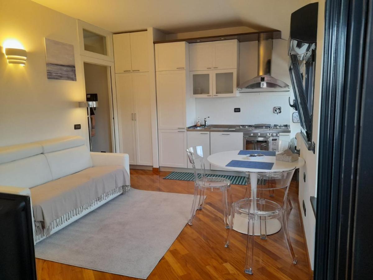 Ferienwohnung Bilocale Vista Mare Con Terrazzo-Porto Antico- Parcheggio Scontato Genua Exterior foto