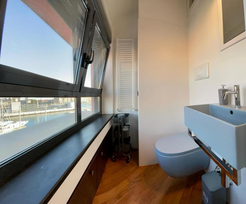 Ferienwohnung Bilocale Vista Mare Con Terrazzo-Porto Antico- Parcheggio Scontato Genua Exterior foto